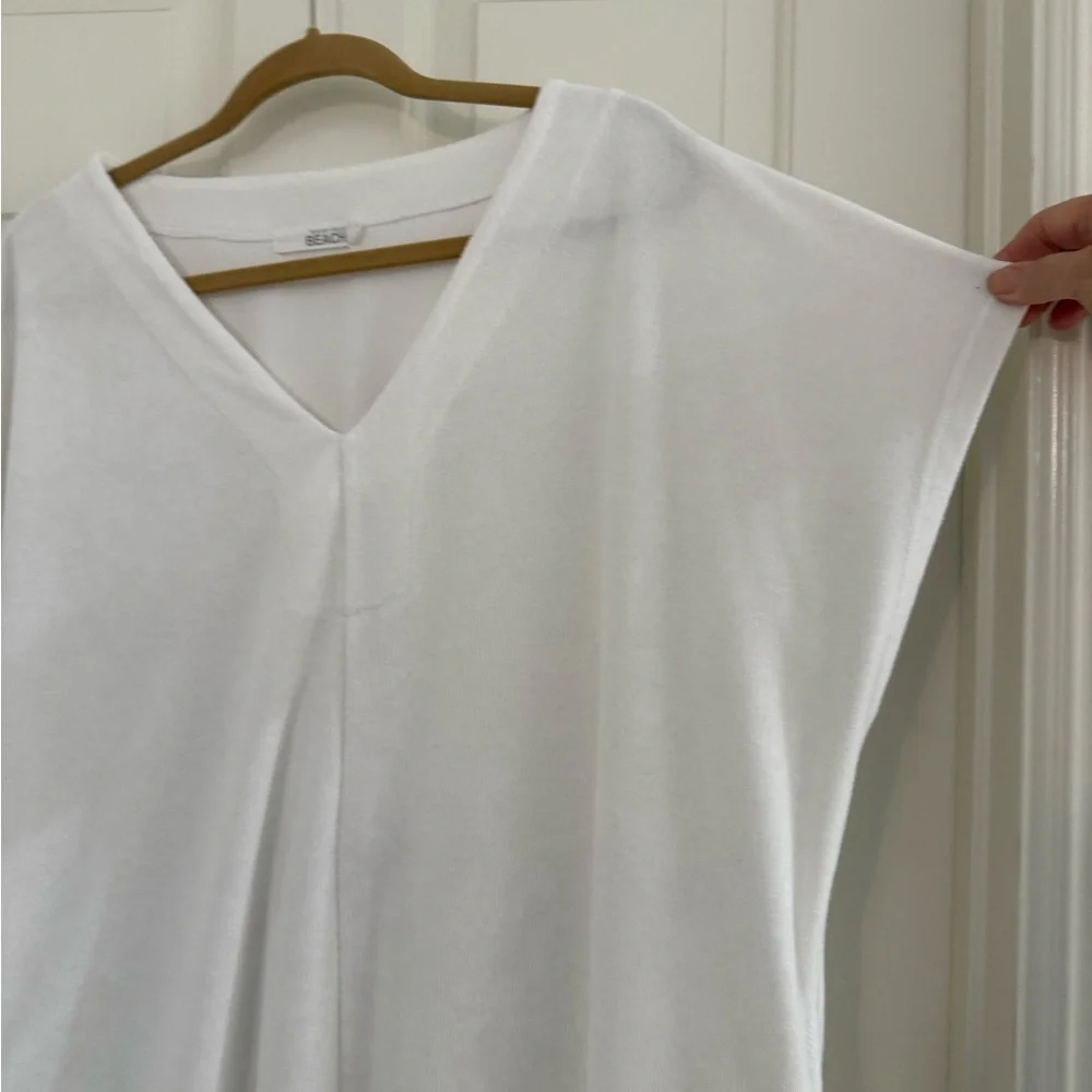 Barefoot Dreams White Swim Coverup - Picture 6 of 16